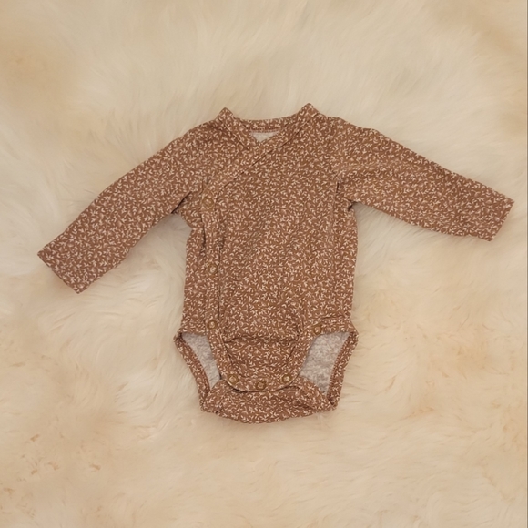 Newborn 3 piece overall set - Picture 2 of 10